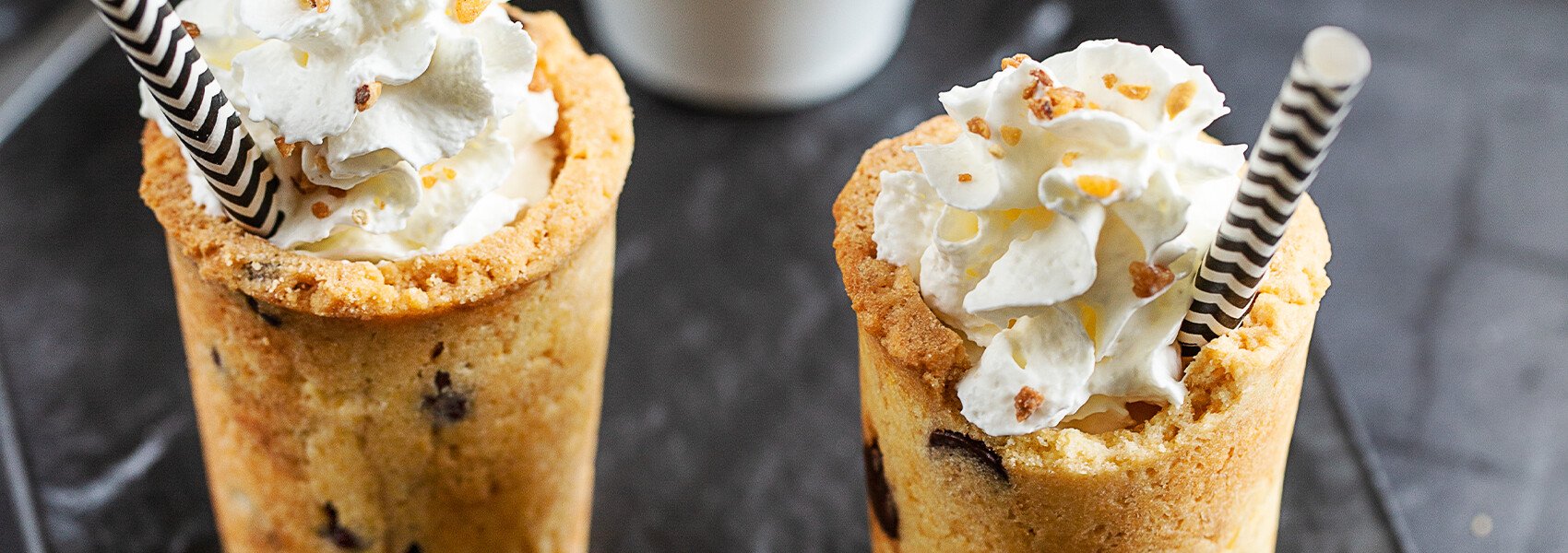 Image de cover représentant la page "Cookie shots with whipped cream" de la société d'Isigny-Sainte-Mère