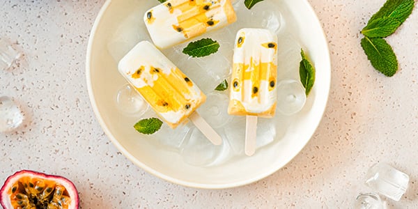 Image de cover représentant la page "Esquimaux exotiques Fromage Frais Onctueux Isigny Sainte-Mère fruit de la passion et mangue" de la société d'Isigny-Sainte-Mère