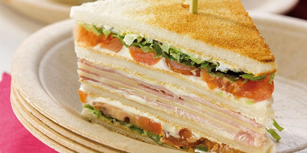 Image de cover représentant la page "Club sandwich au fromage blanc et moutarde" de la société d'Isigny-Sainte-Mère