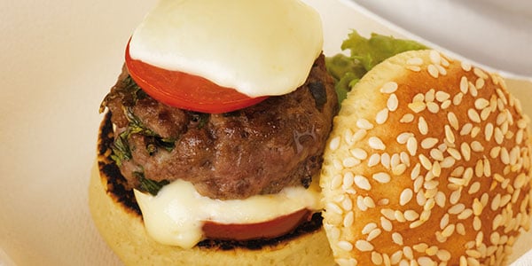 Image de cover représentant la page "Hamburgers au Saint-Paulin" de la société d'Isigny-Sainte-Mère