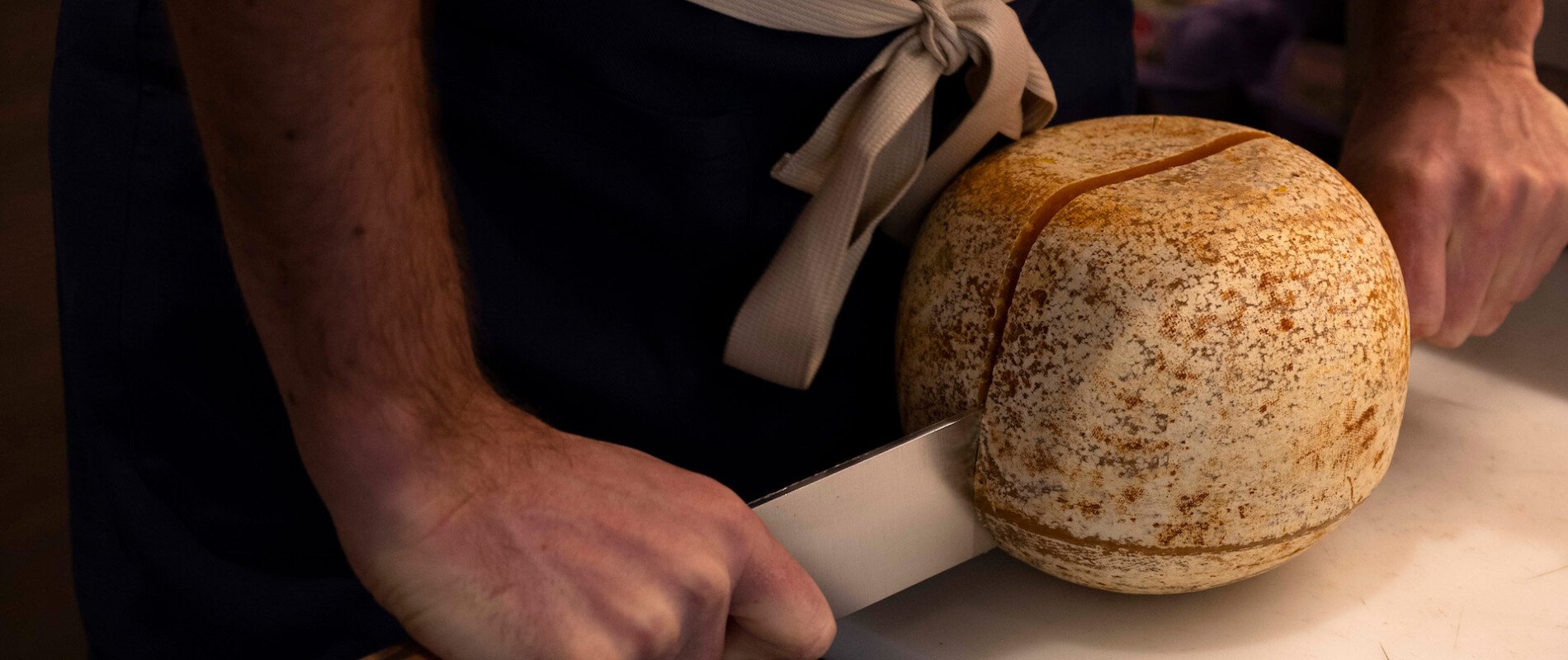 Image de cover représentant la page "Chefs and bakers" de la société d'Isigny-Sainte-Mère