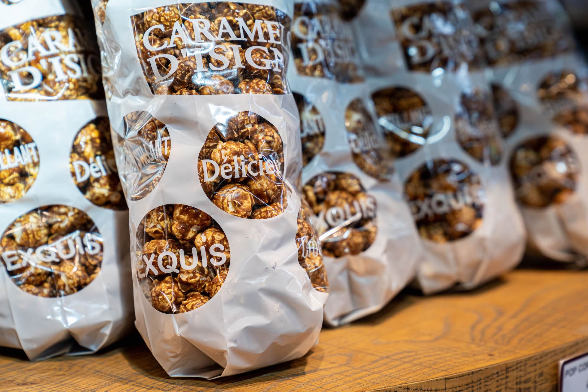 Sachet de pop-corn enrobés de caramel au beurre