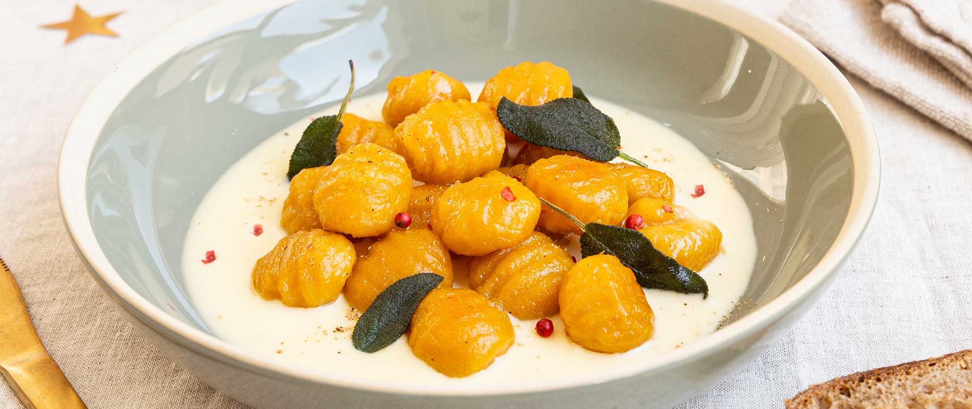 Gnocchis au potimarron, sauce crémeuse au Camembert au lait cru Isigny Sainte-Mère